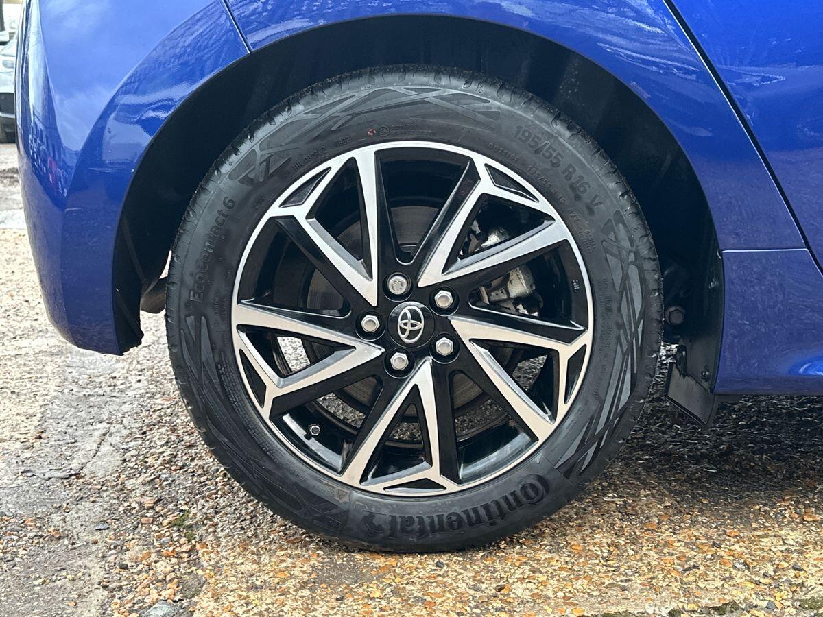 Used Toyota Yaris 2023 for sale - 77098020: Photo 5