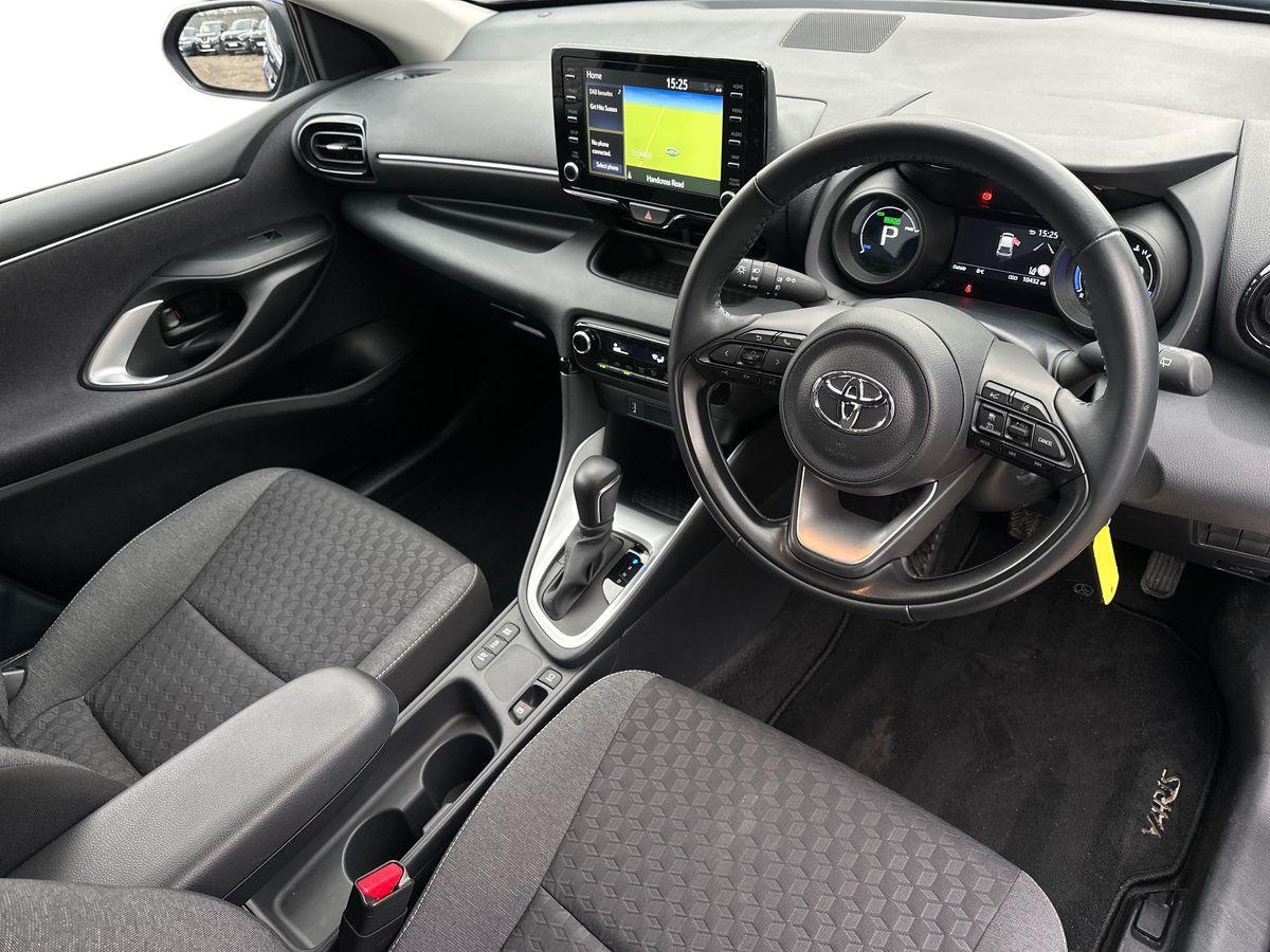 Used Toyota Yaris 2023 for sale - 77098020: Photo 6