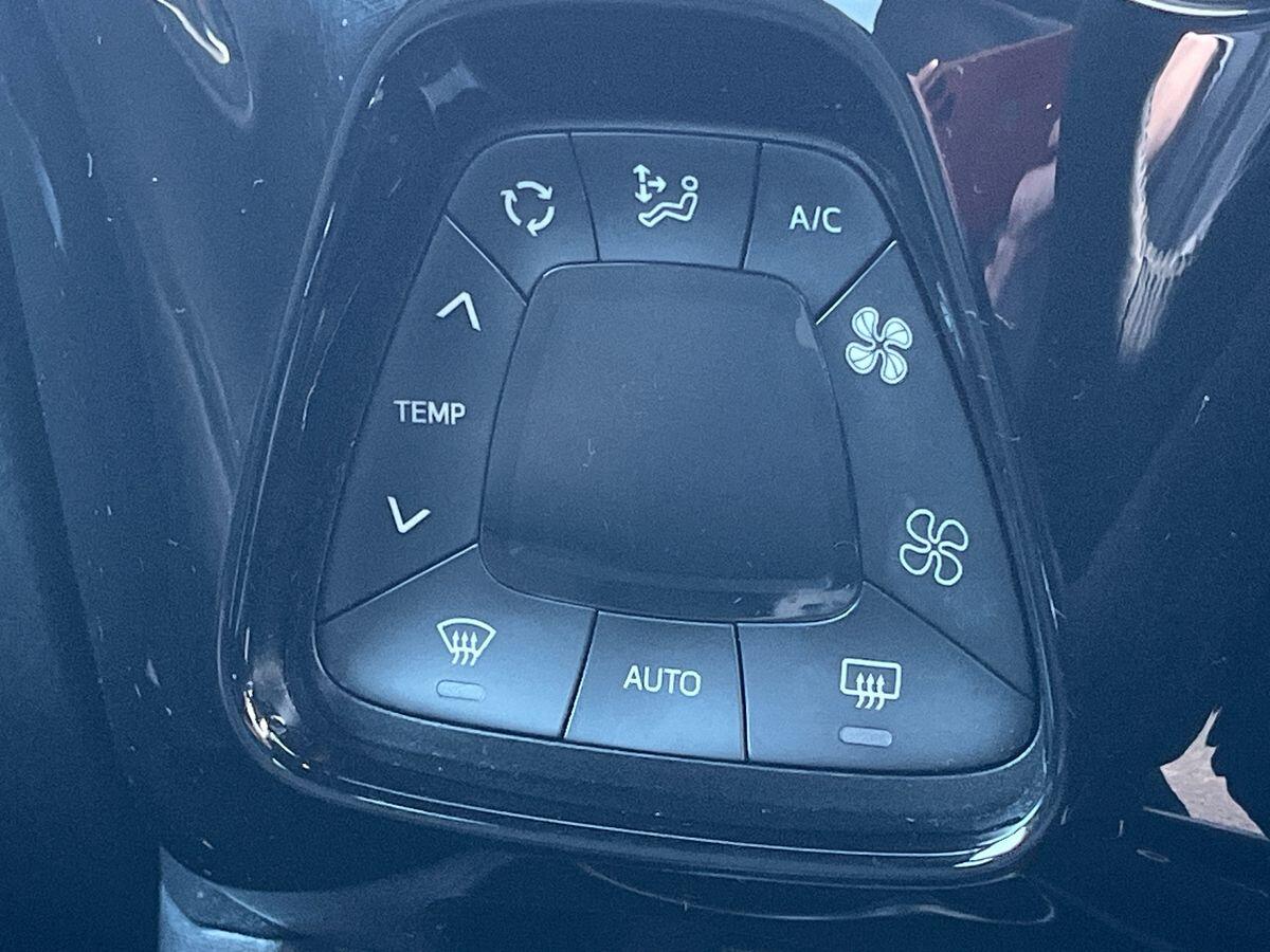 Used Toyota AYGO for sale - 77809172: Photo 27