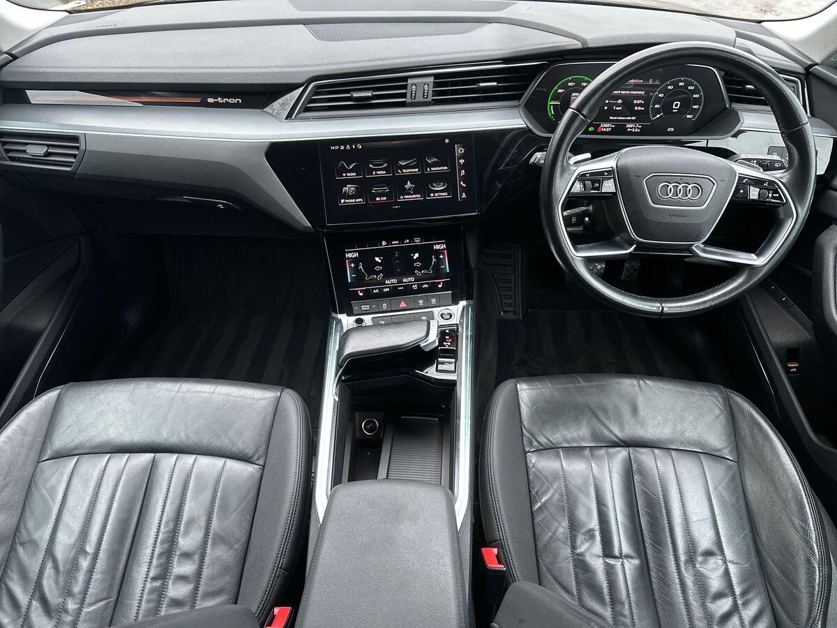 Used Audi e-tron 2021 for sale - 77156175: Photo 10