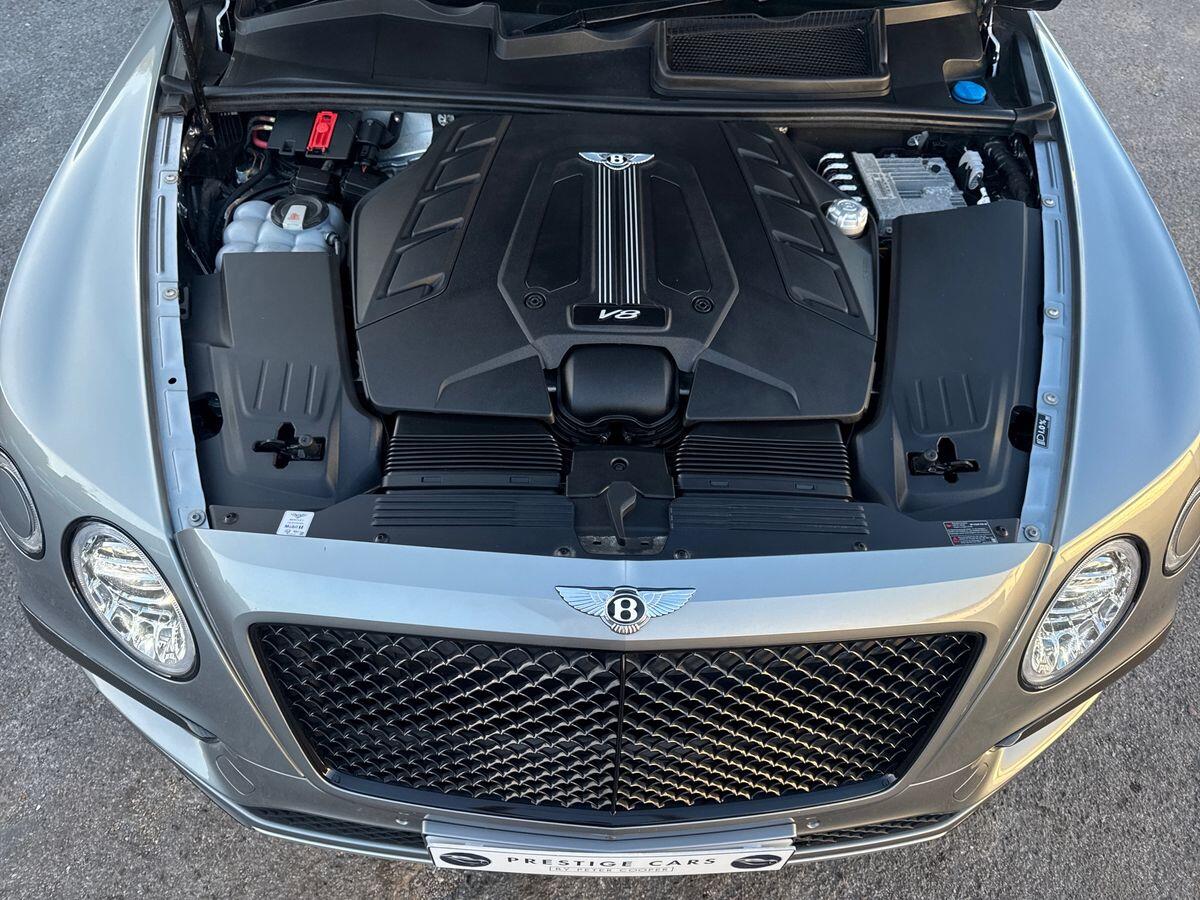 Used Bentley Bentayga 2018 for sale - 76094847: Photo 34