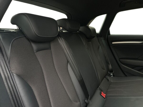 Used Audi A3 2018 for sale - 76260058: Photo 8
