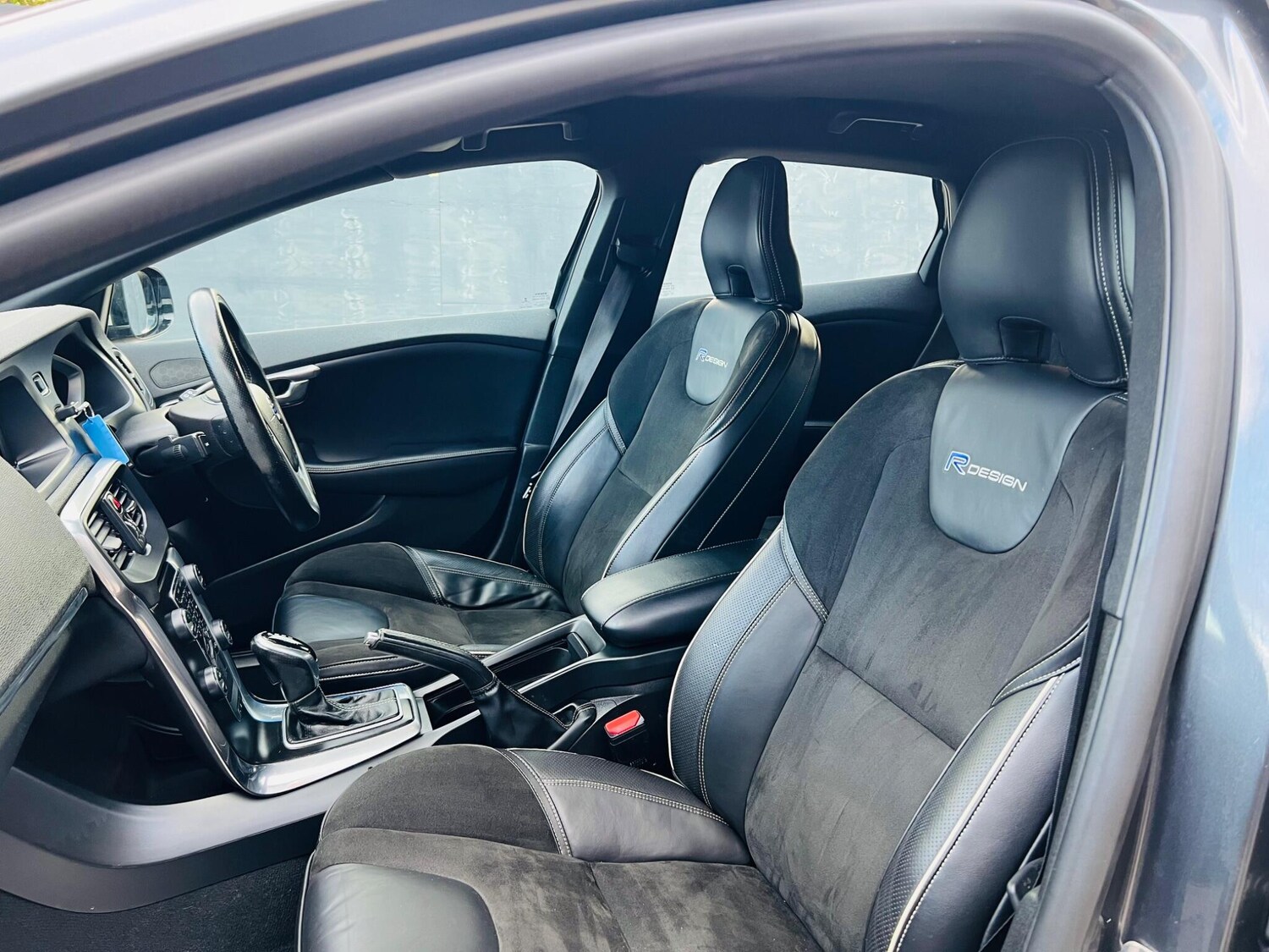 Used Volvo V40 for sale - 77267071: Photo 20