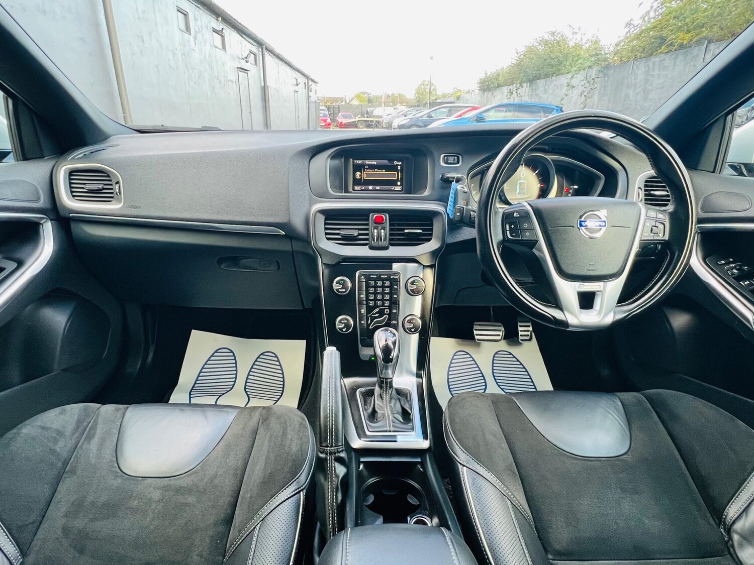 Used Volvo V40 for sale - 77267071: Photo 24