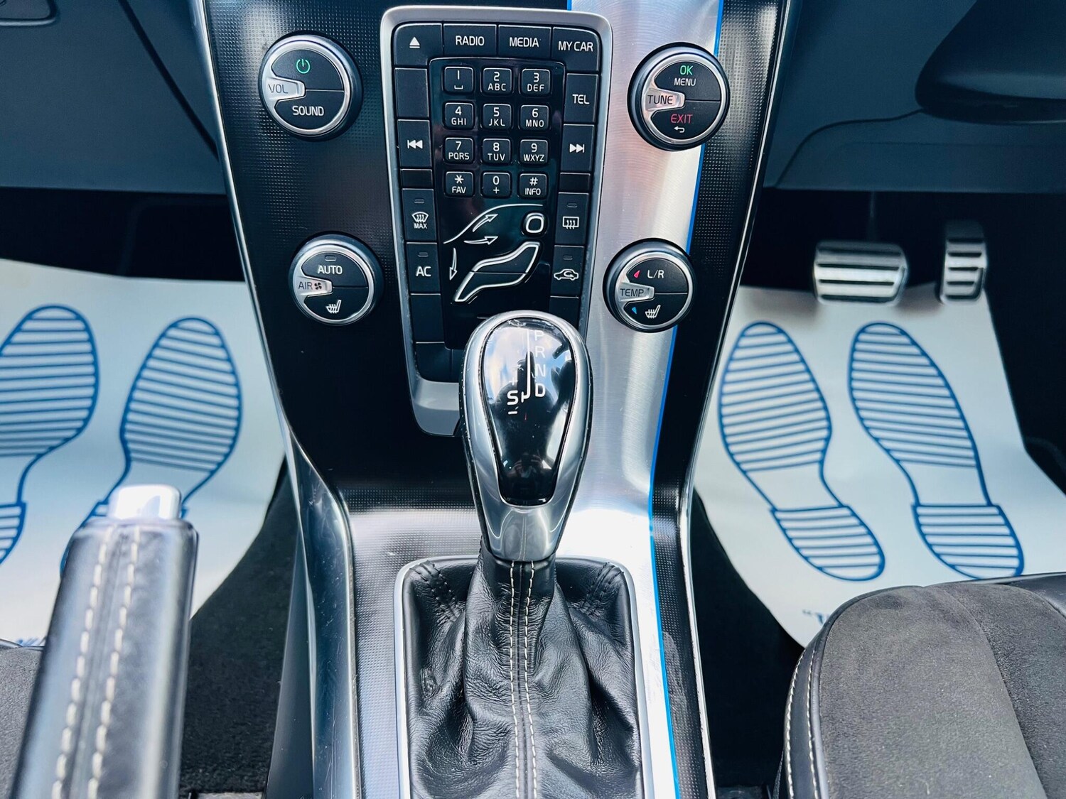 Used Volvo V40 for sale - 77267071: Photo 30