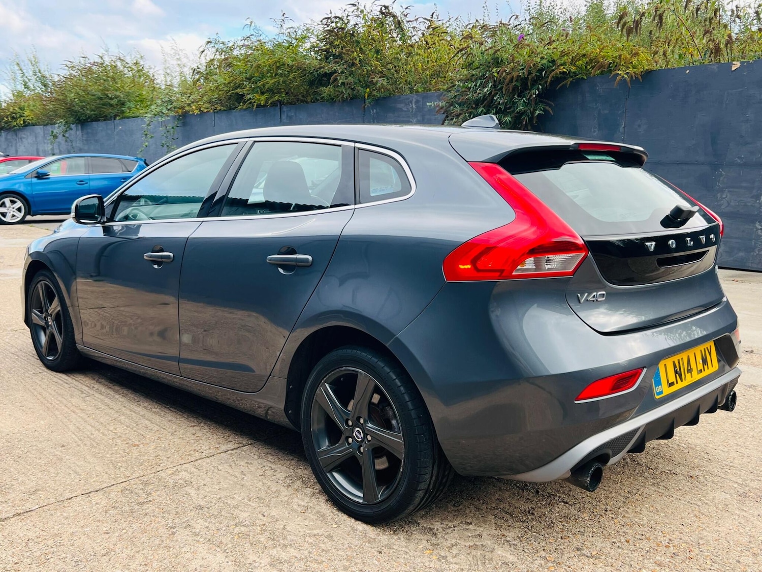 Used Volvo V40 for sale - 77267071: Photo 7