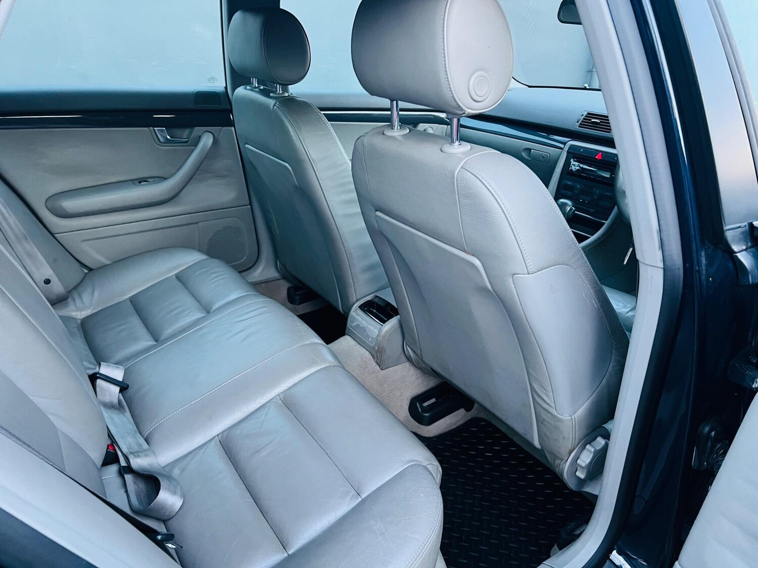 Used Audi A4 for sale - 77267490: Photo 38