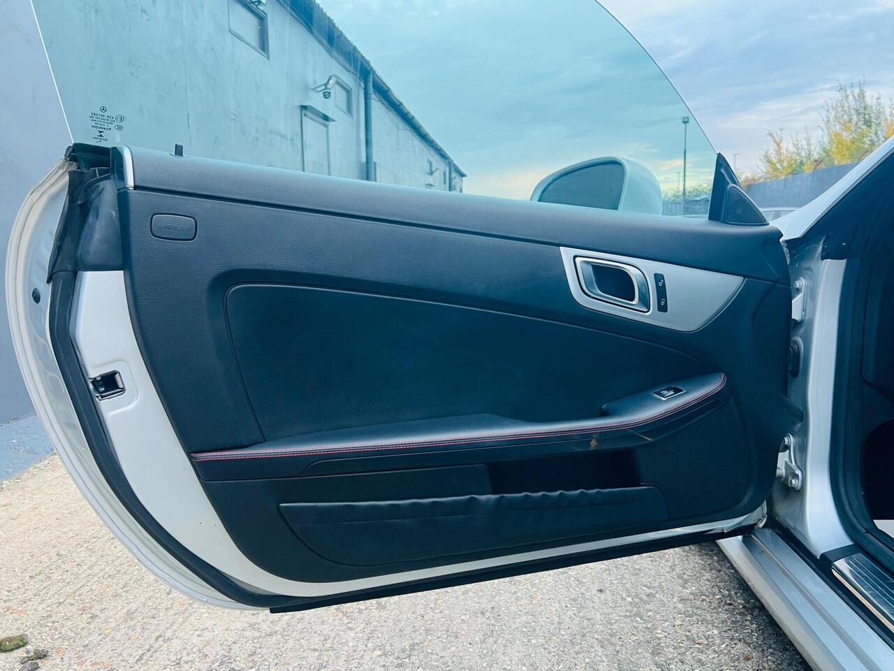 Used Mercedes-Benz SLK 2015 for sale - 77298616: Photo 25