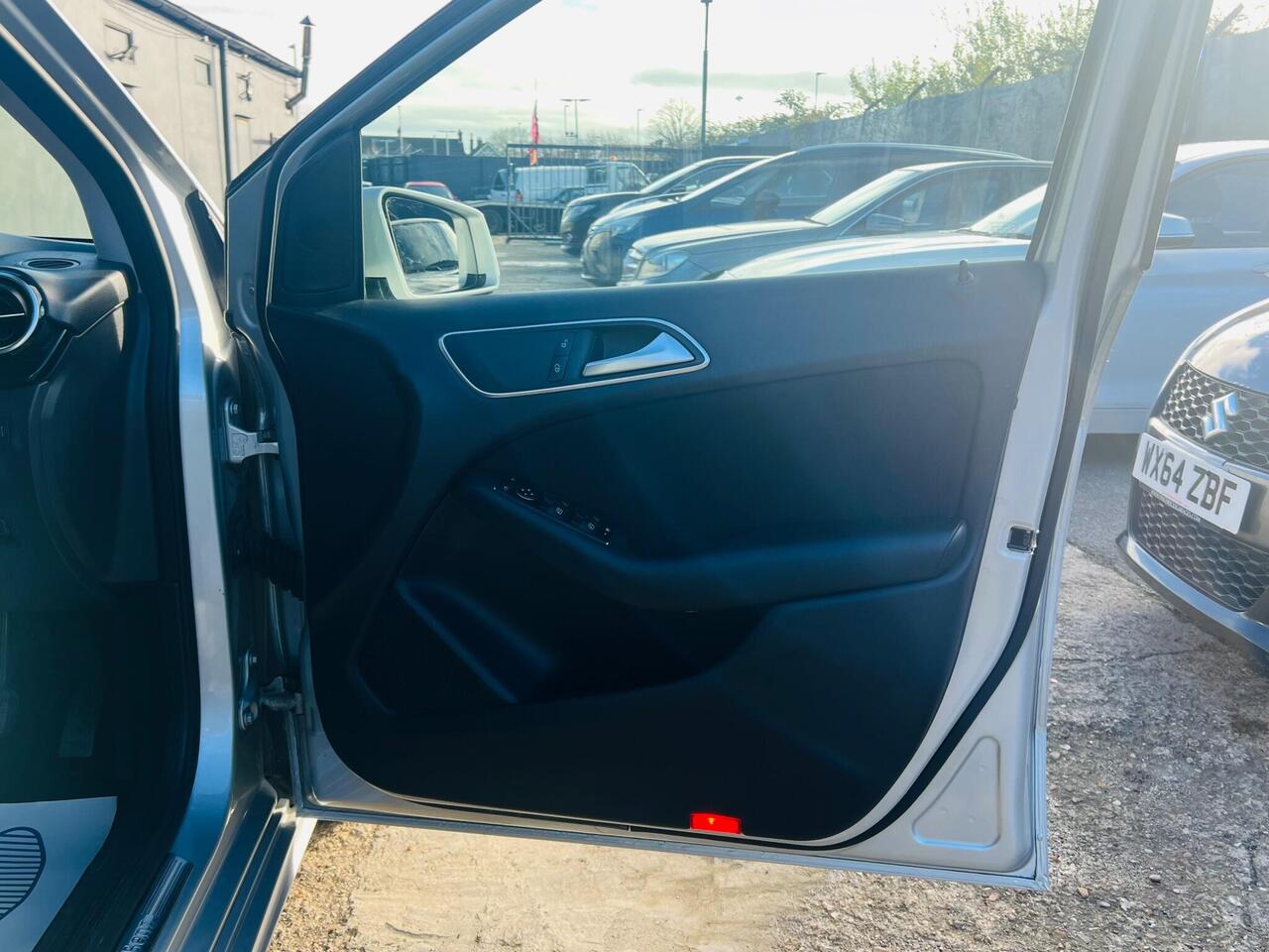 Used Mercedes-Benz B Class 2012 for sale - 77298614: Photo 14