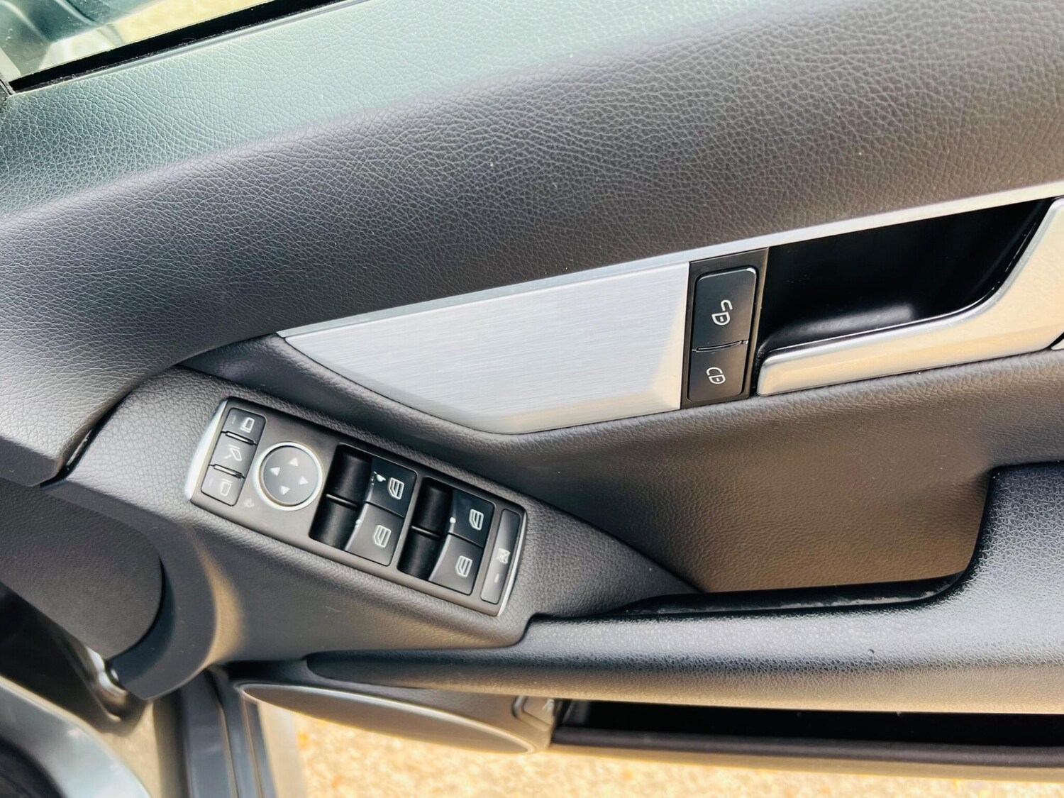 Used Mercedes-Benz C Class for sale - 77268135: Photo 19