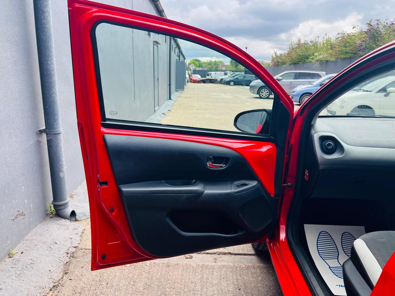 Used Peugeot 108 2016 for sale - 77413080: Photo 22