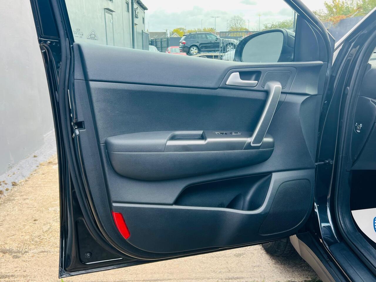 Used Kia Sportage 2017 for sale - 77298612: Photo 20