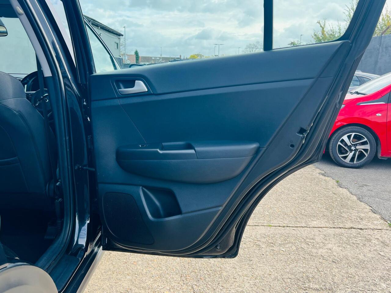 Used Kia Sportage 2017 for sale - 77298612: Photo 38