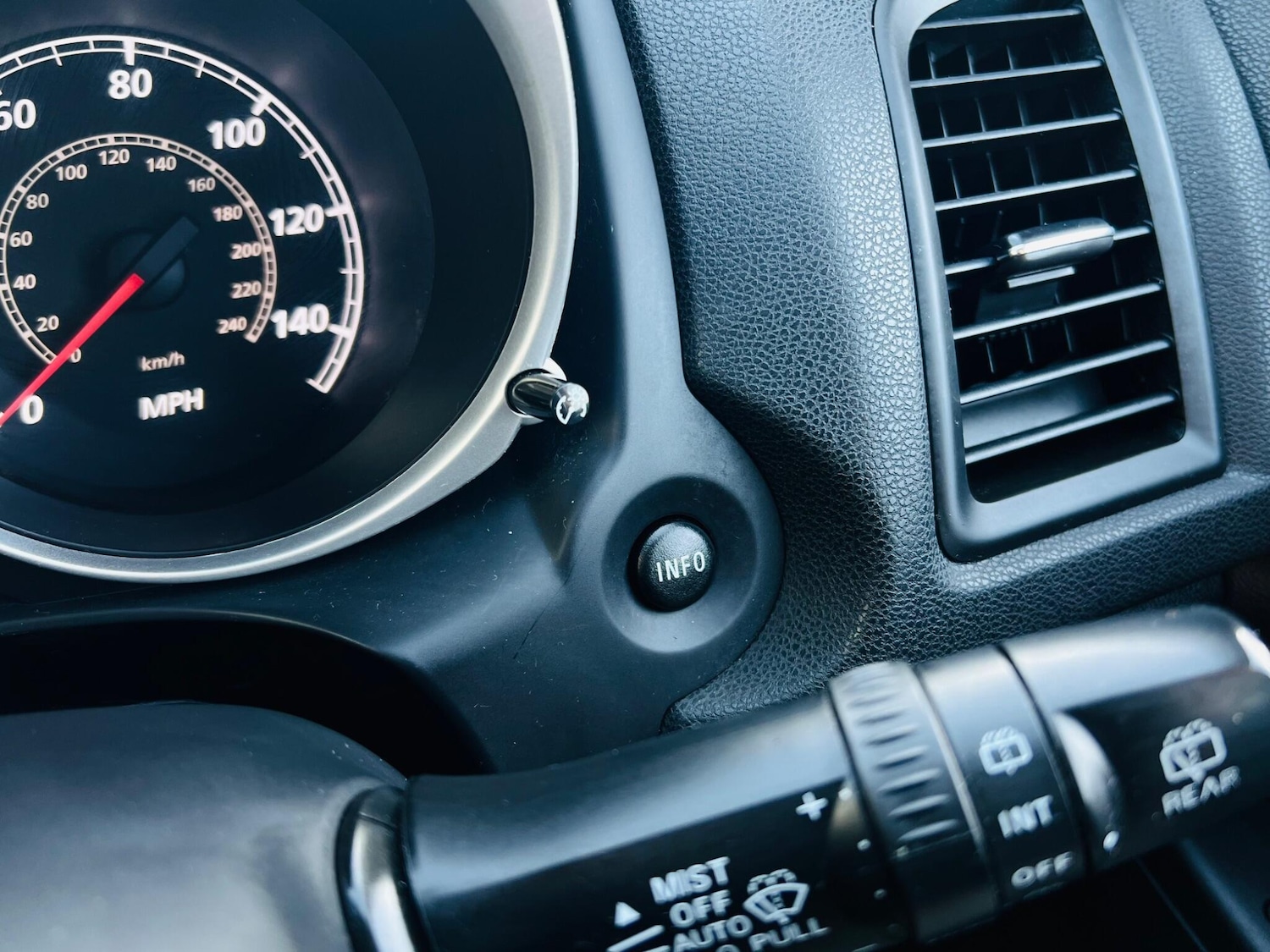 Used Mitsubishi ASX for sale - 77267024: Photo 41