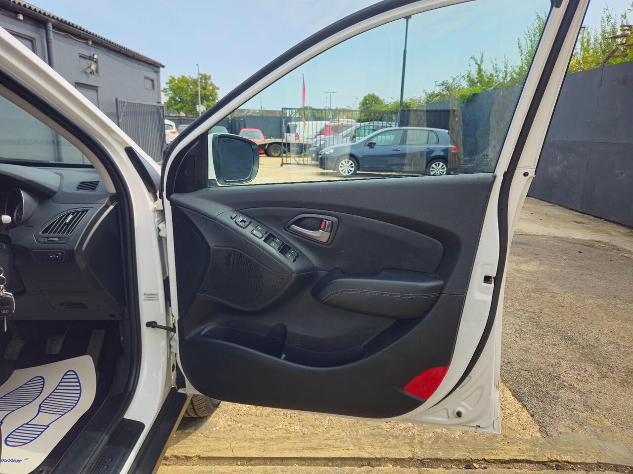 Used Hyundai Ix35 2014 for sale - 77298608: Photo 15