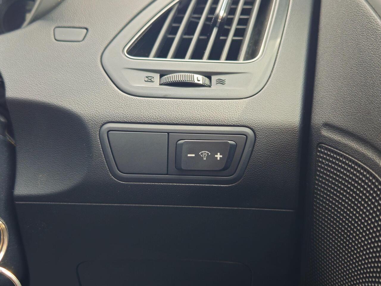 Used Hyundai Ix35 2014 for sale - 77298608: Photo 43