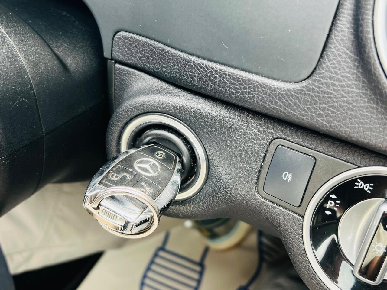 Used Mercedes-Benz C Class 2012 for sale - 77298610: Photo 37