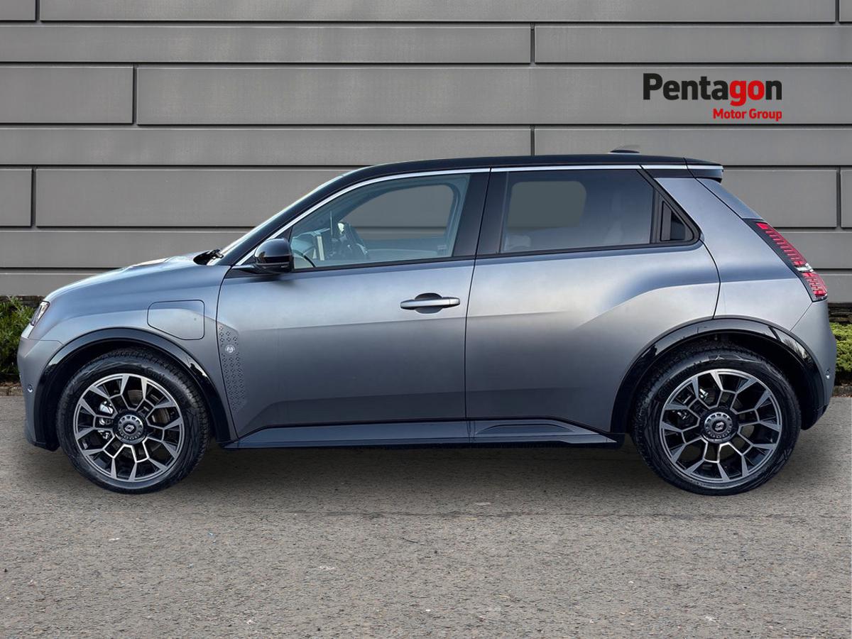 Used Renault 5 E-Tech electric 2025 for sale - 76536467: Photo 14