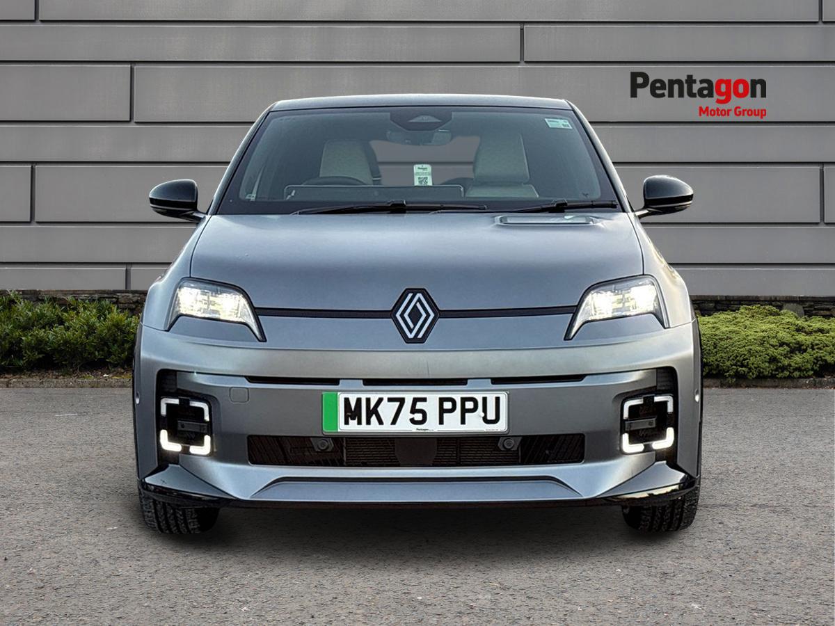 Used Renault 5 E-Tech electric 2025 for sale - 76536467: Photo 15