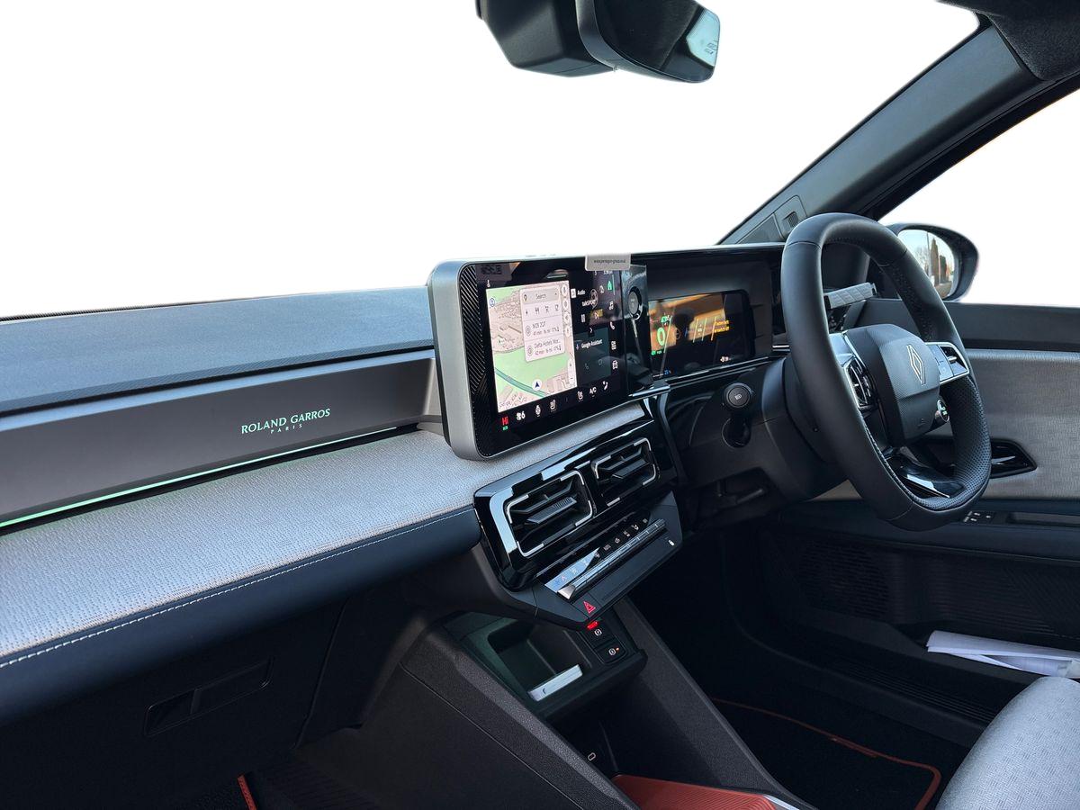 Used Renault 5 E-Tech electric 2025 for sale - 76536467: Photo 8