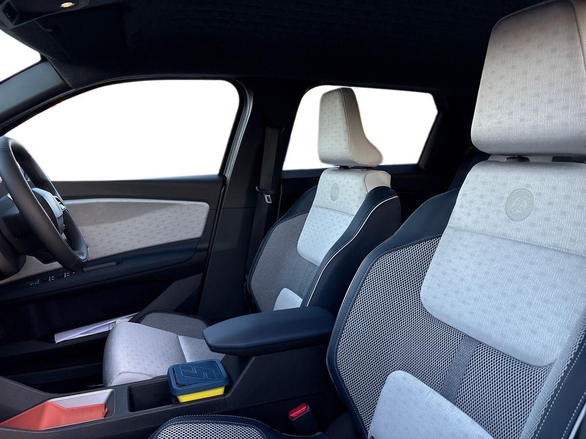 Used Renault 5 E-Tech electric 2025 for sale - 76536467: Photo 9