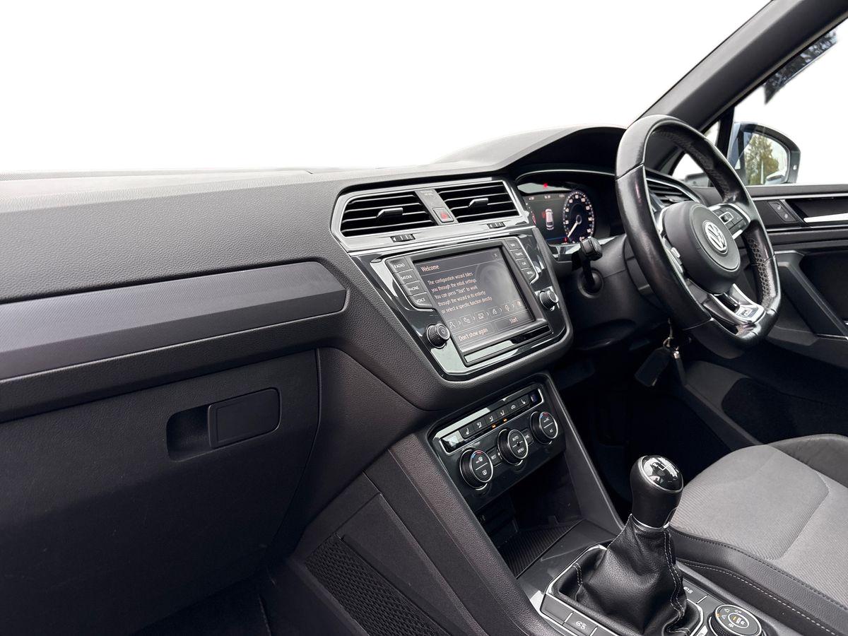 Used Volkswagen Tiguan 2017 for sale - 76262612: Photo 8