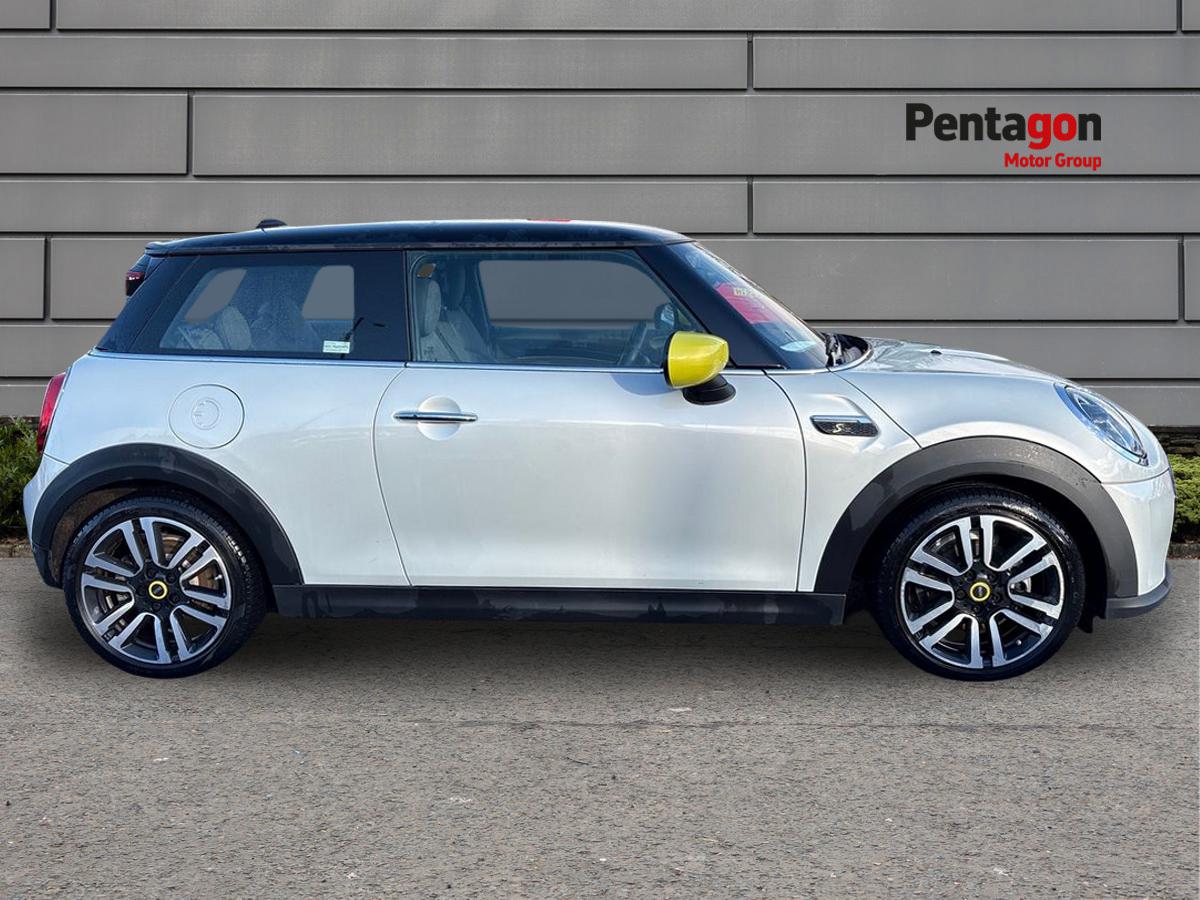 Used MINI Electric Hatch 2021 for sale - 76655717: Photo 13