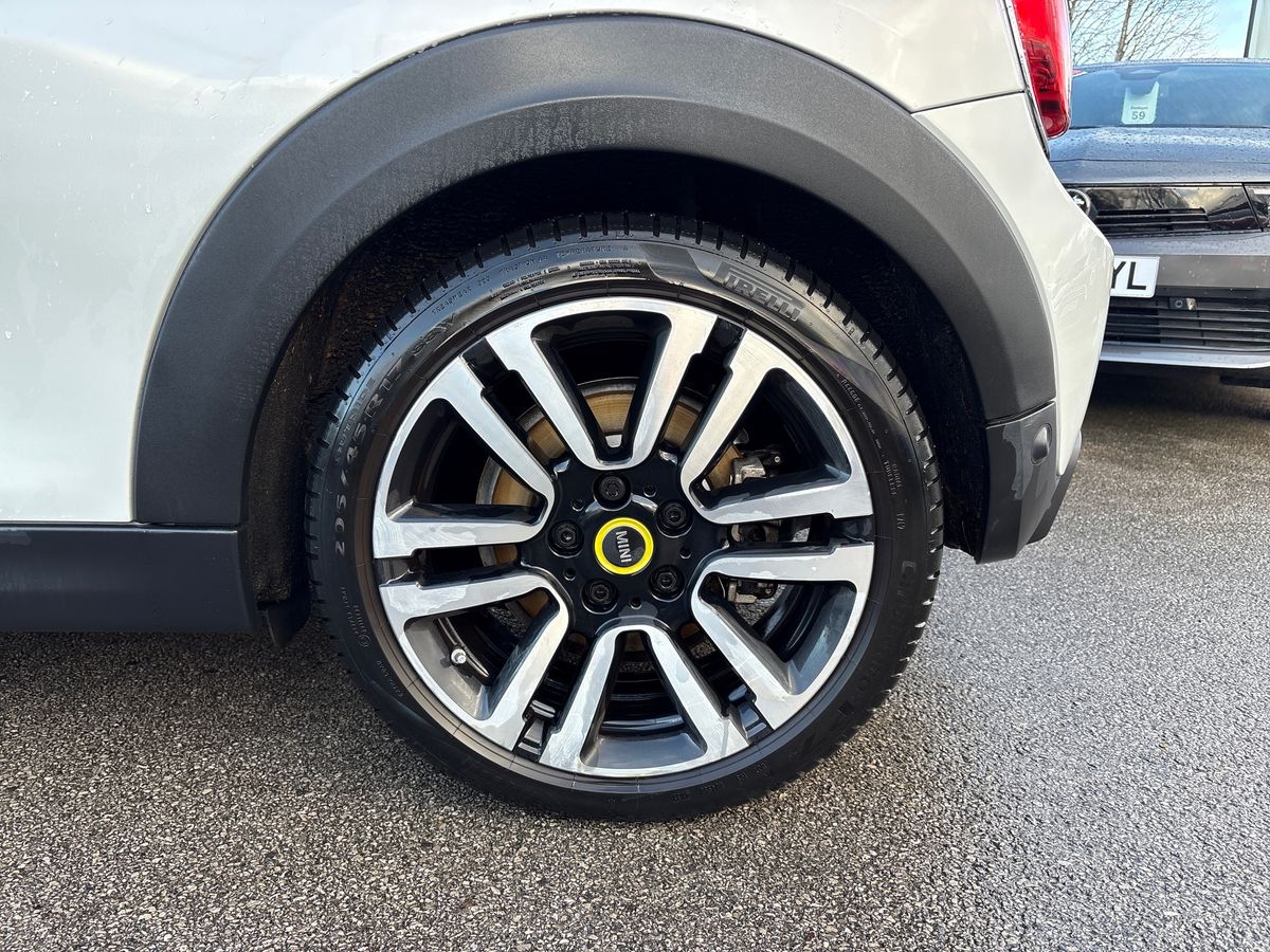 Used MINI Electric Hatch 2021 for sale - 76655717: Photo 17