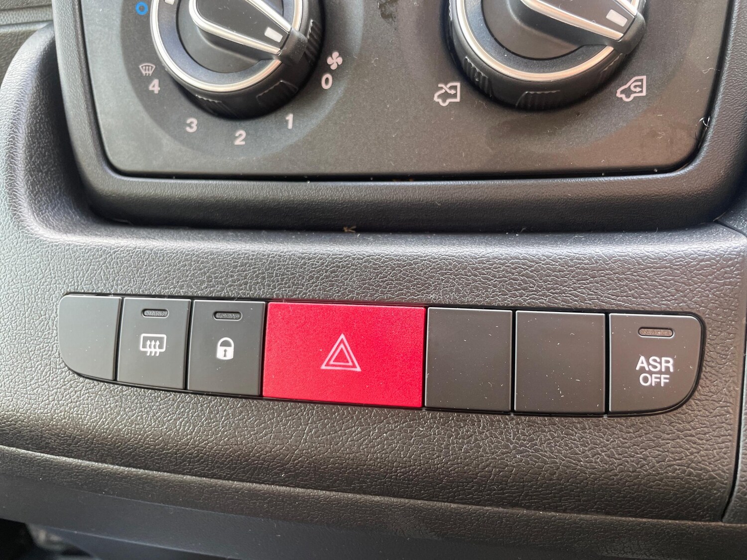 Used Vauxhall Movano 2023 for sale - 76542722: Photo 28