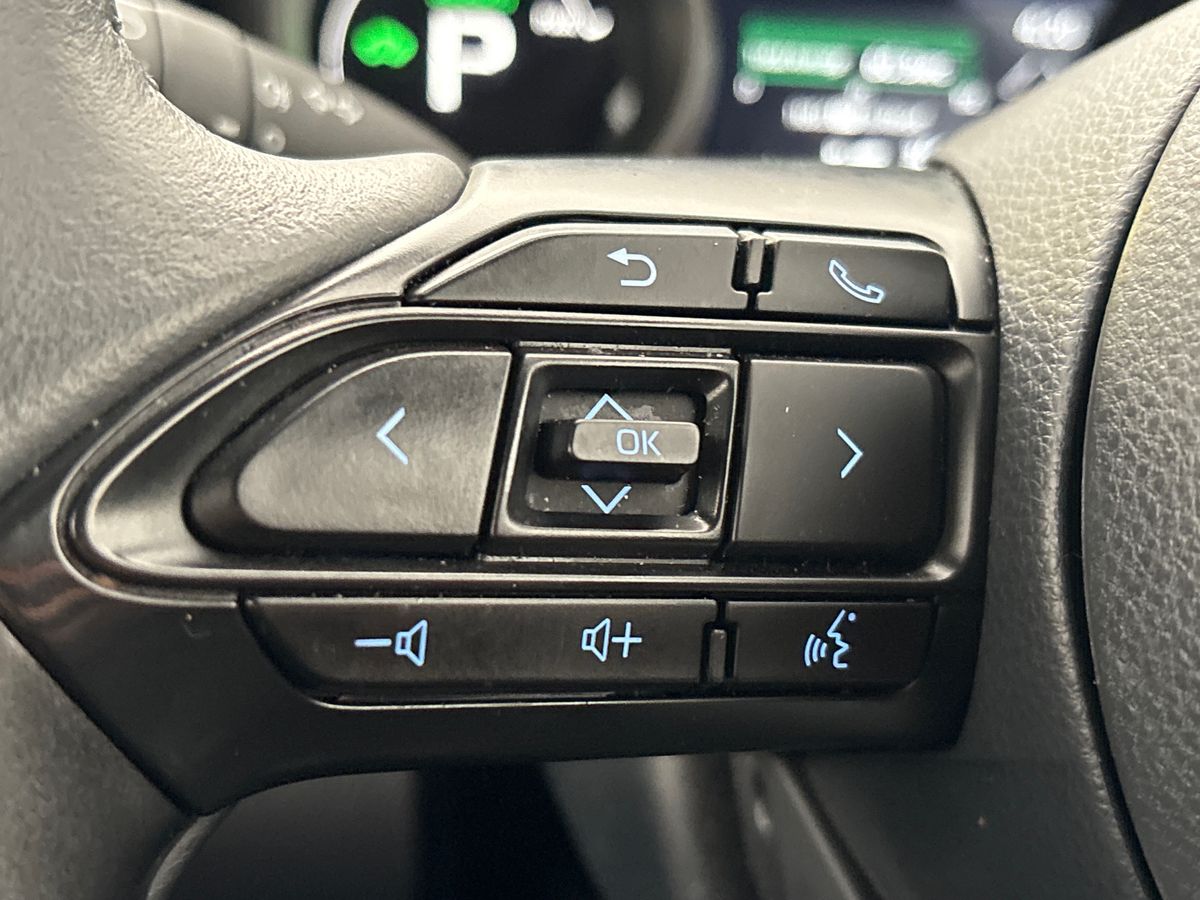 Used Toyota Yaris Cross 2023 for sale - 76442557: Photo 21