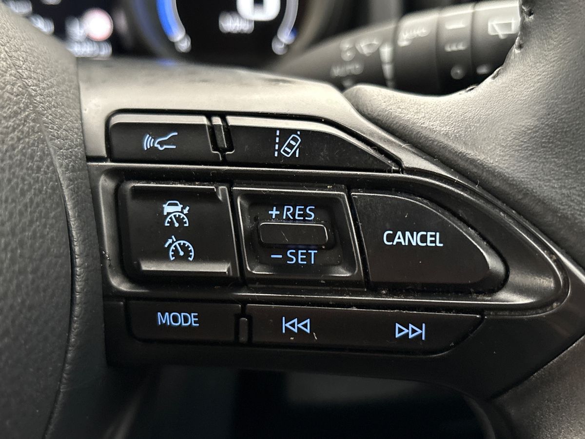 Used Toyota Yaris Cross 2023 for sale - 76442557: Photo 22