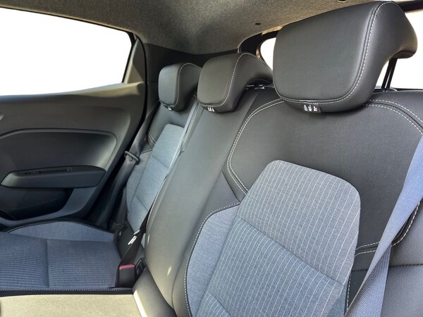 Used Renault Clio 2024 for sale - 75661007: Photo 10