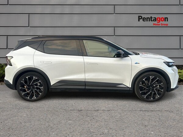 Used Renault Scenic E-Tech 2024 for sale - 73941464: Photo 13