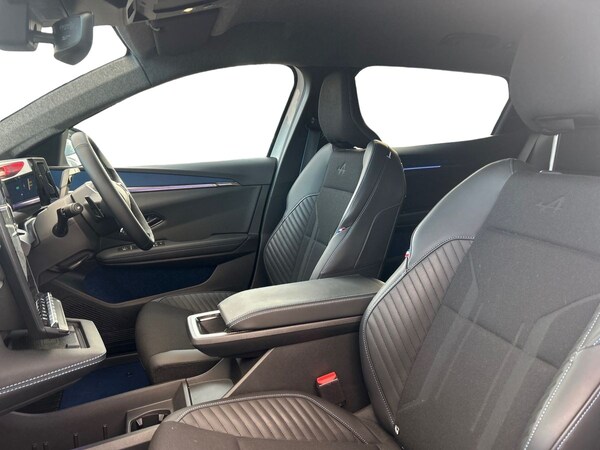 Used Renault Scenic E-Tech 2024 for sale - 73941464: Photo 9