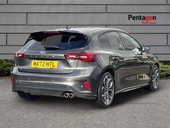 Used Ford Focus 2022 for sale - 76329007: Photo
