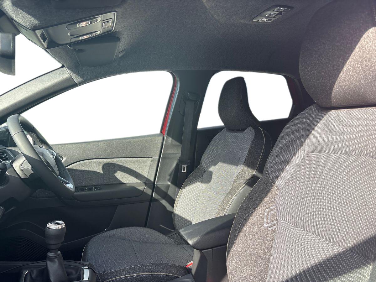Used Renault Captur 2025 for sale - 75816555: Photo 9