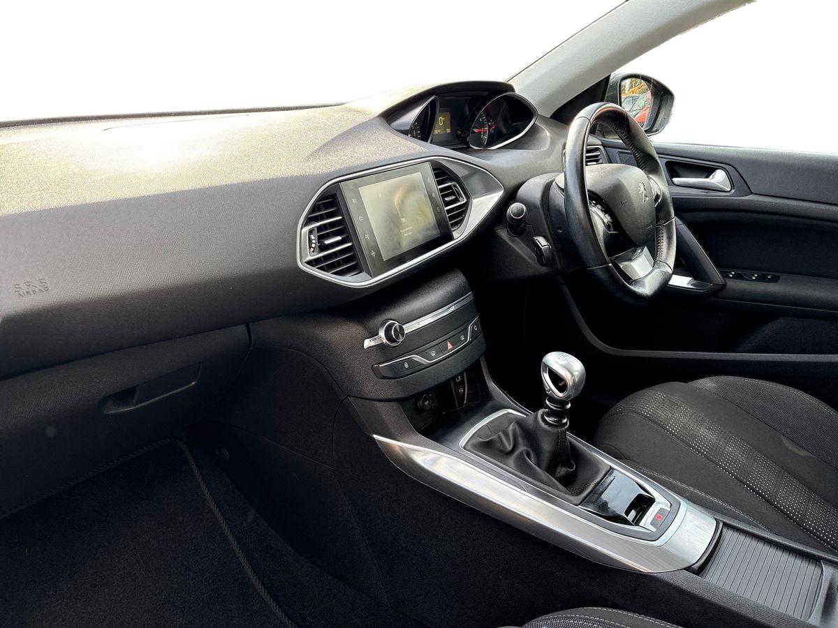 Used Peugeot 308 2016 for sale - 76373542: Photo 8