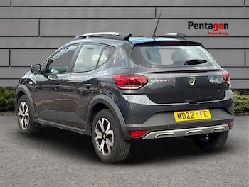 Used Dacia Sandero Stepway 2022 for sale - 76789769: Photo