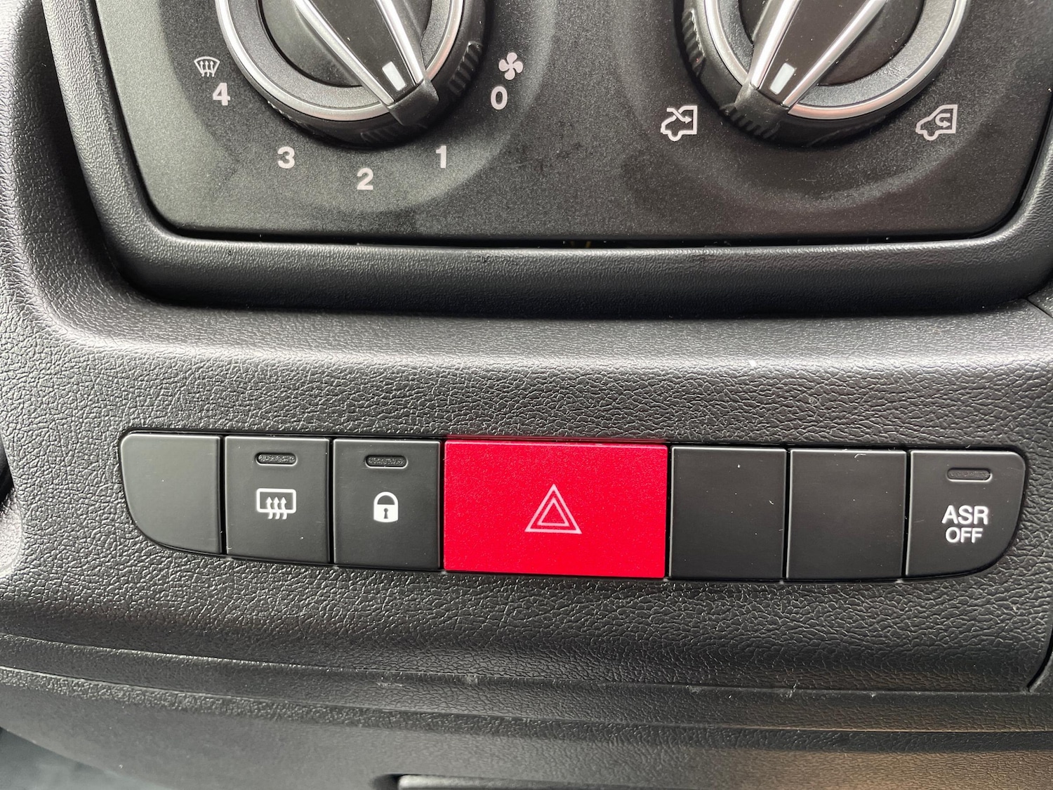 Used Vauxhall Movano 2023 for sale - 76542731: Photo 28