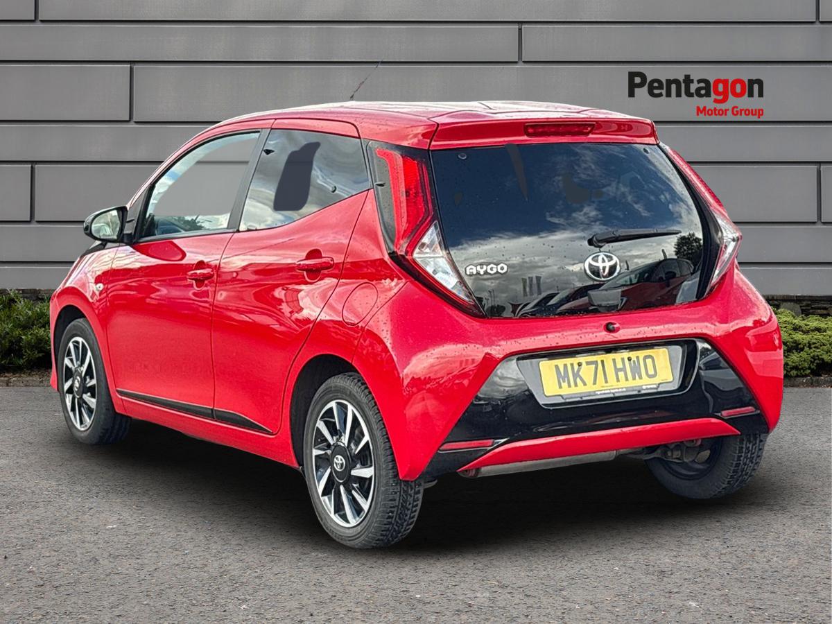Used Toyota AYGO 2021 for sale - 75845243: Photo 2