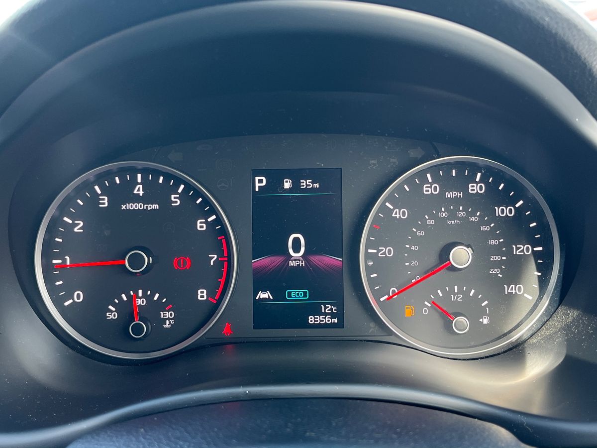 Used Kia Stonic 2023 for sale - 75897836: Photo 23