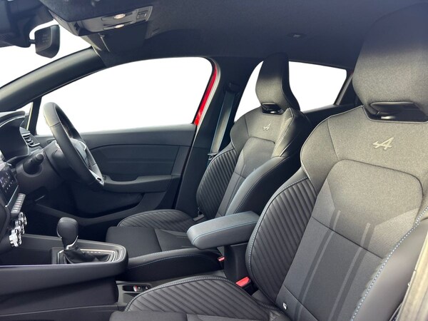 Used Renault Clio 2025 for sale - 74127470: Photo 9