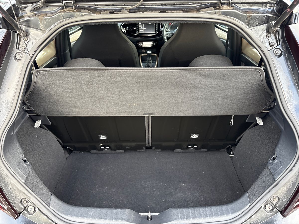 Used Toyota Aygo X 2023 for sale - 76328974: Photo 11