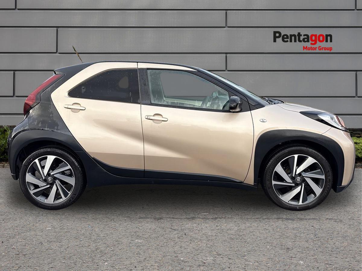 Used Toyota Aygo X 2023 for sale - 76328974: Photo 13