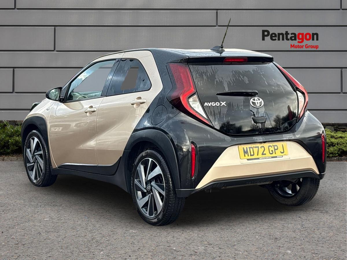 Used Toyota Aygo X 2023 for sale - 76328974: Photo 2