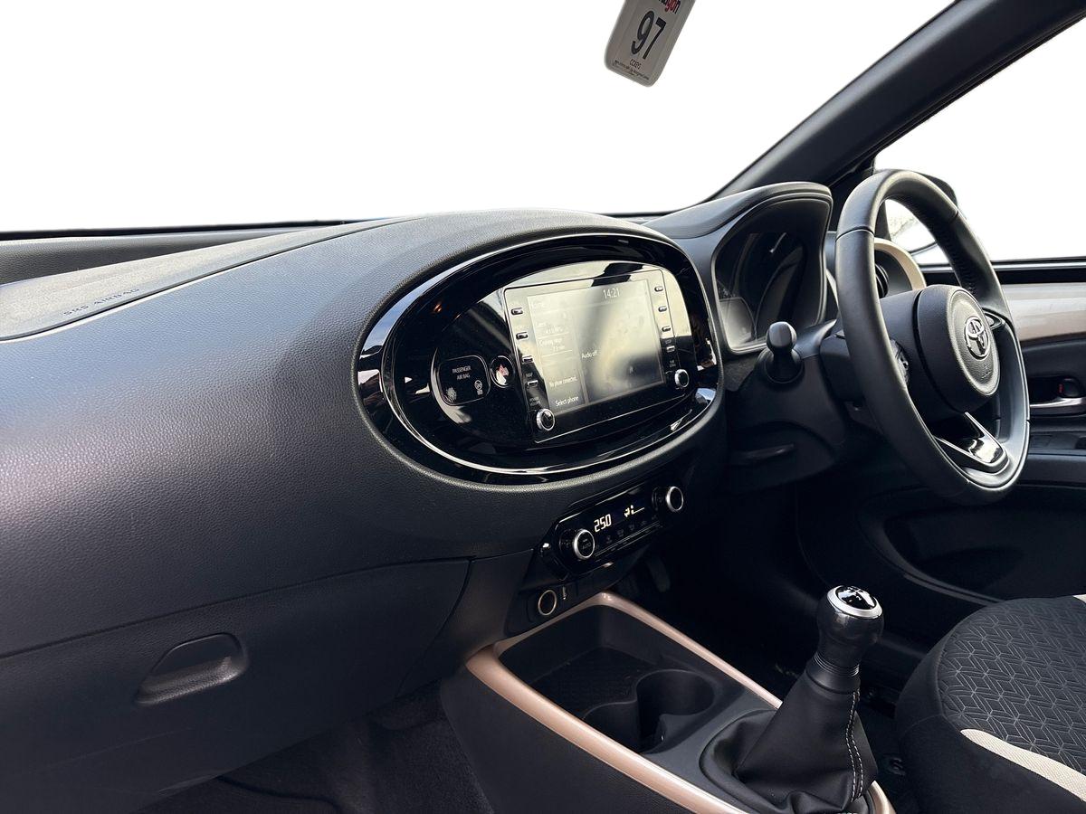 Used Toyota Aygo X 2023 for sale - 76328974: Photo 8