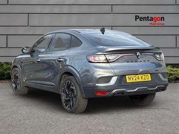 Used Renault Arkana 2024 for sale - 76298206: Photo