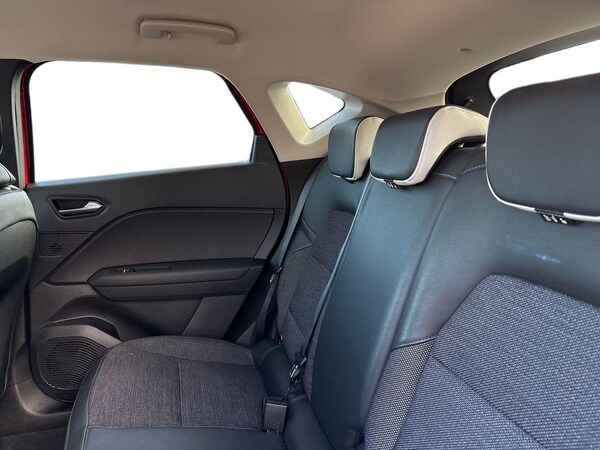 Used Renault Captur 2021 for sale - 76106732: Photo 10