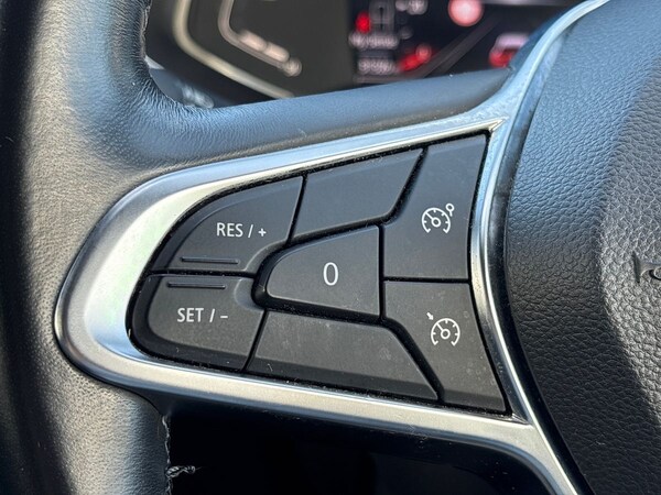 Used Renault Captur 2021 for sale - 76106732: Photo 21