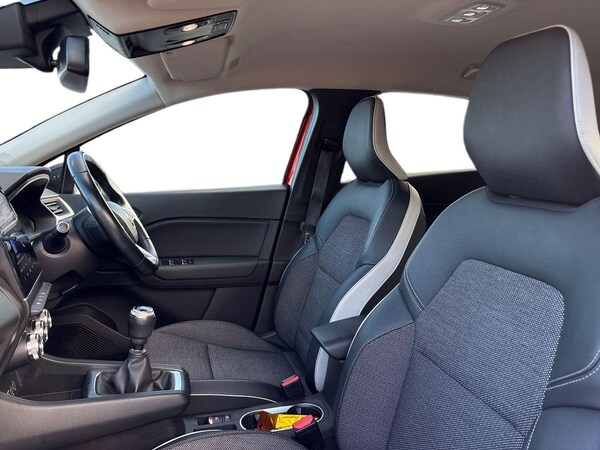 Used Renault Captur 2021 for sale - 76106732: Photo 9